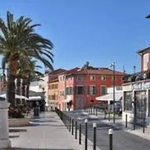 2p Neuf Au Coeur De St Jean Cap Ferrat Apartment