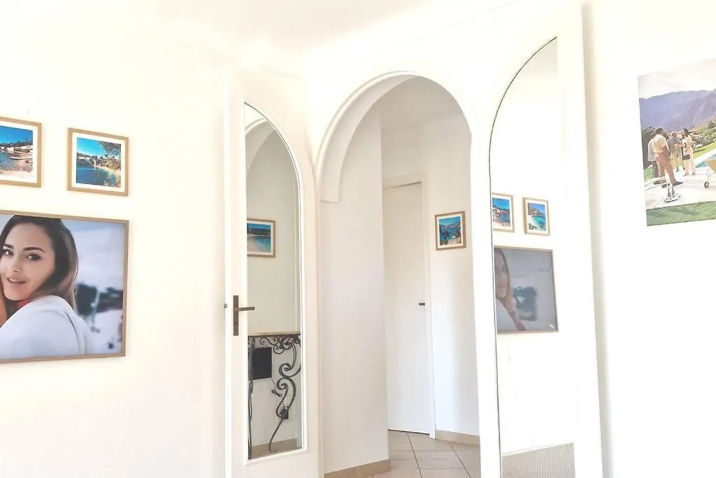 Appartement La Suite De Saint-Jean-Cap-Ferrat, Vue Mer Et Acces Mer France
